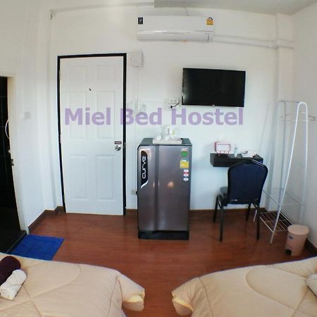 Miel Bed Hostel & Gallery Чіангмай Екстер'єр фото